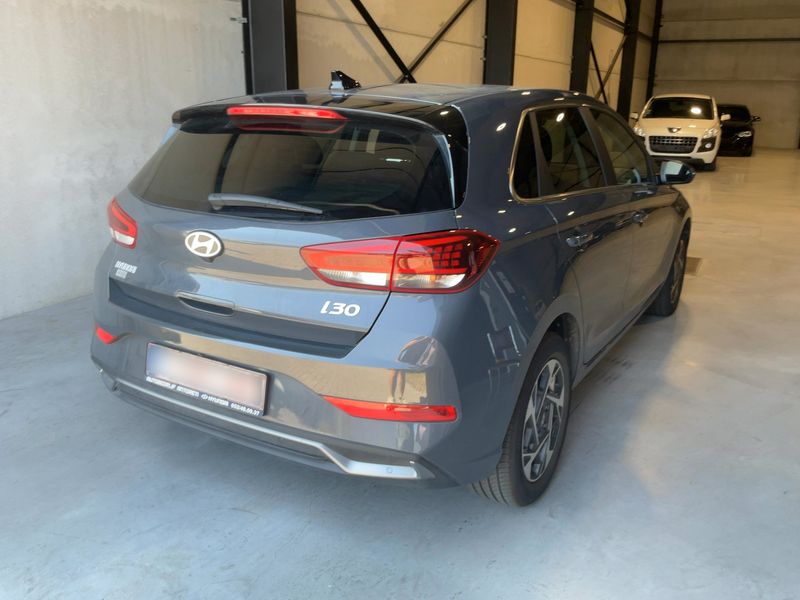 Hyundai i30 1.5 T-GDI Mild-Hybrid Advantage 2025 – снимка 8