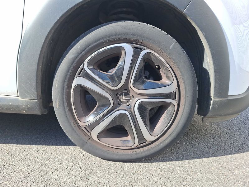 Citroen C3 1.2 PureTech Shine 2018 – снимка 23