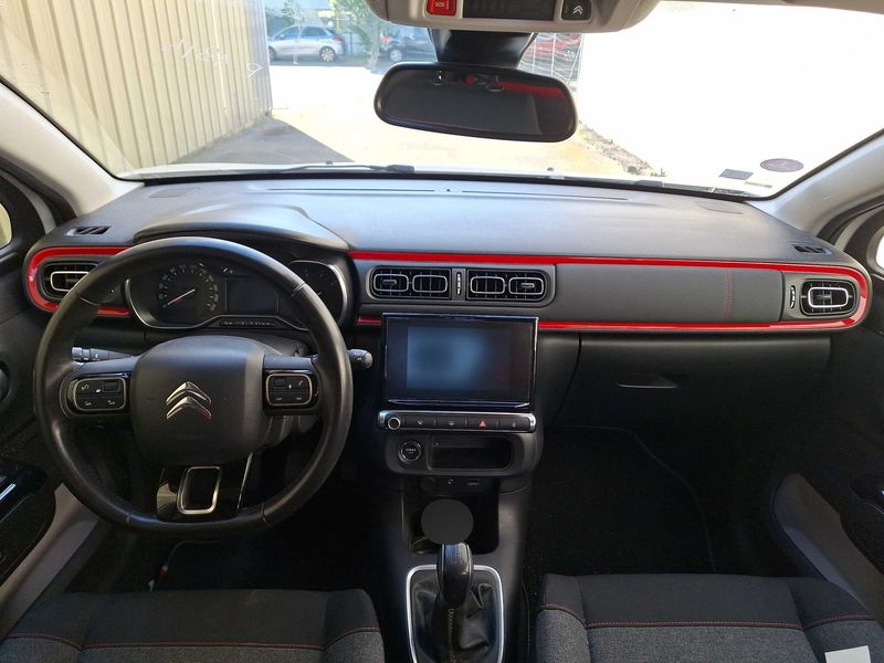 Citroen C3 1.2 PureTech Shine 2018 – снимка 11