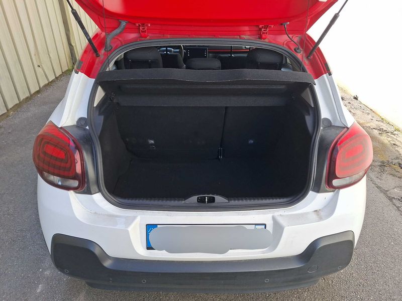 Citroen C3 1.2 PureTech Shine 2018 – снимка 9