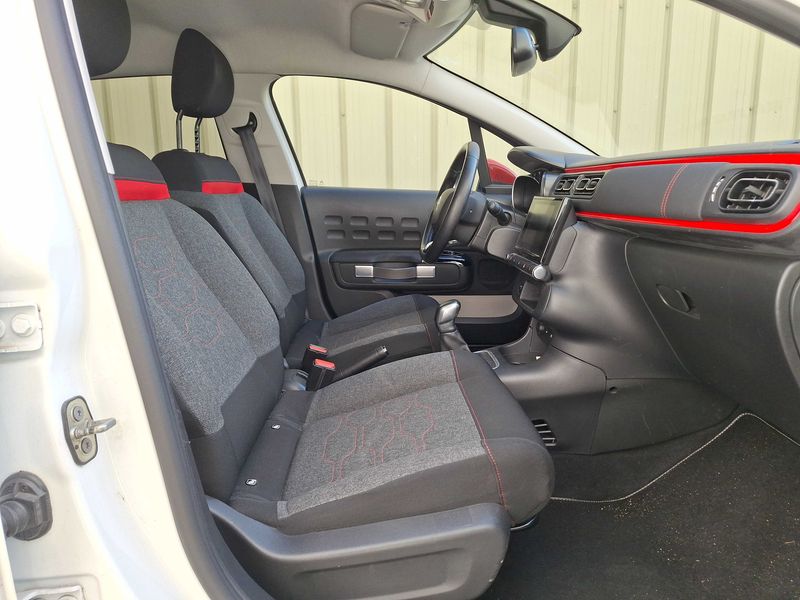 Citroen C3 1.2 PureTech Shine 2018 – снимка 10