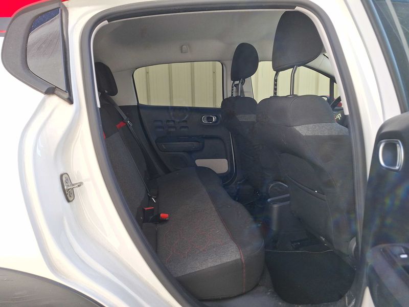 Citroen C3 1.2 PureTech Shine 2018 – снимка 14