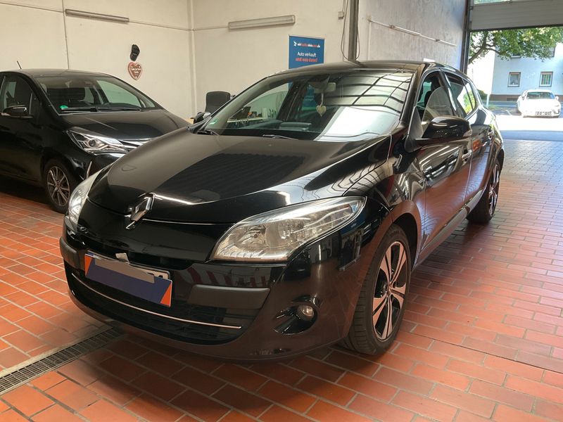 Renault Megane 1.4 TCe BOSE Edition 2011 – снимка 1