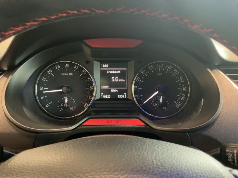 Skoda Octavia 1.6 TDI Elegance 2014 – снимка 19