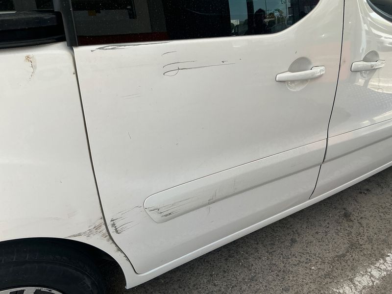 Peugeot Partner 1.6 Blue-HDi Active 2017 – снимка 22