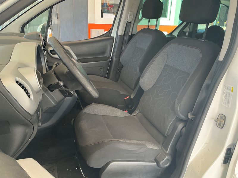 Peugeot Partner 1.6 Blue-HDi Active 2017 – снимка 24