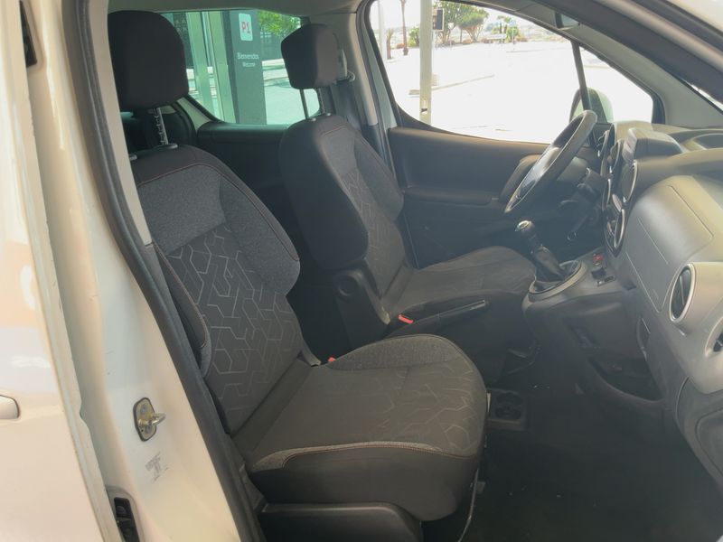 Peugeot Partner 1.6 Blue-HDi Active 2017 – снимка 16