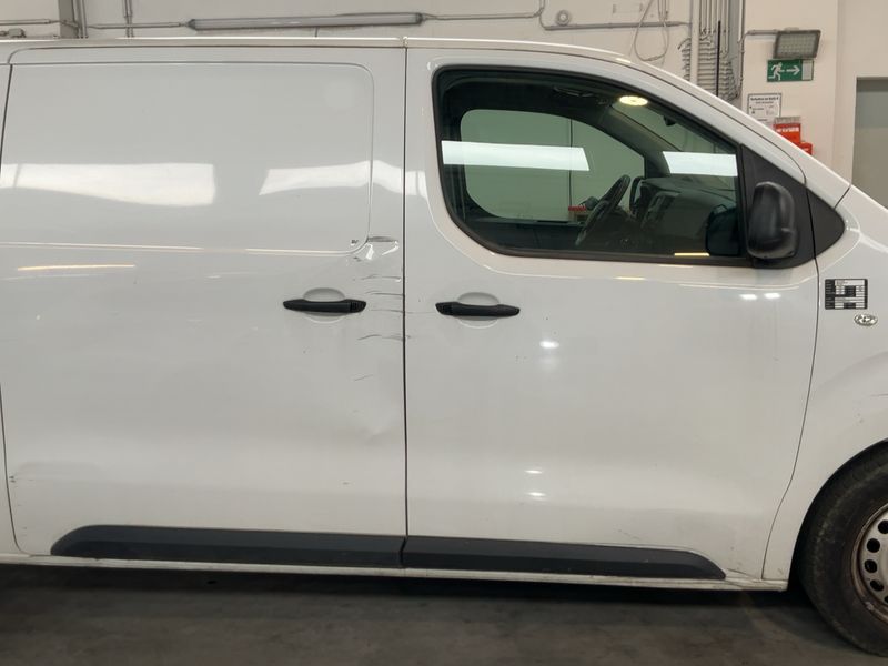 Citroen Jumpy 2.0 Blue-HDi Komfort Plus XL 2023 – снимка 10