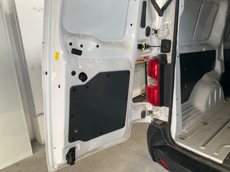 Citroen Jumpy 2.0 Blue-HDi Komfort Plus XL 2023 – снимка 39
