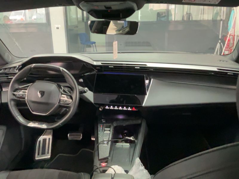 Peugeot 408 1.2 PureTech GT 2023 – снимка 17