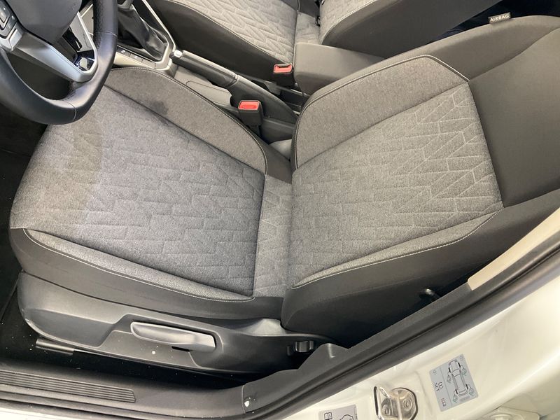 Volkswagen Polo 1.0 TSI Move 2024 – снимка 27