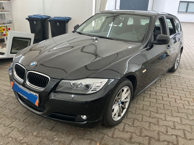 BMW 3er 320d 2011 – снимка 1