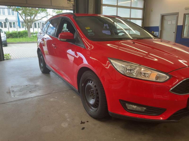 Ford Focus 1.5 TDCi Trend 2015 – снимка 12