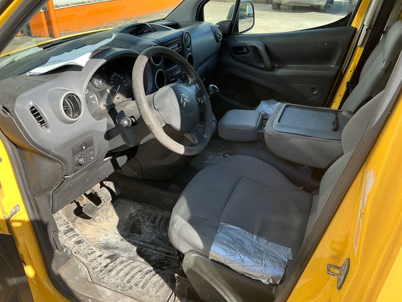 Citroen Berlingo 1.6 e-HDi Confort L1 2013 – снимка 3