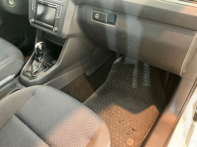 Volkswagen Caddy 2.0 TDI Maxi Trendline BlueMotion Tech 2019 – снимка на щета 32