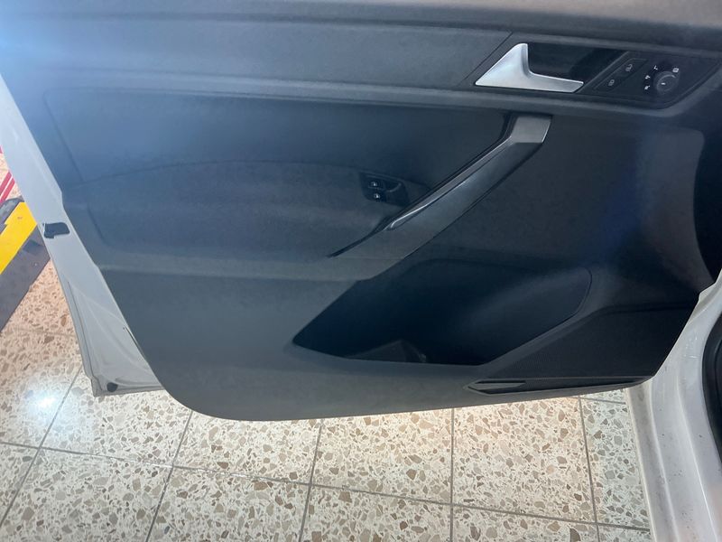 Volkswagen Caddy 2.0 TDI Maxi Trendline BlueMotion Tech 2019 – снимка на щета 34