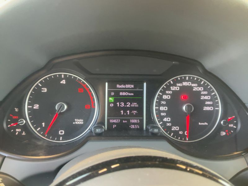 Audi Q5 3.0 V6 TDI quattro 2012 – снимка 18