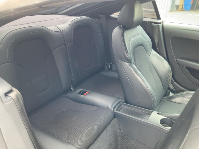 Audi TT 1.8 TFSI Coupe 2012 – снимка 19