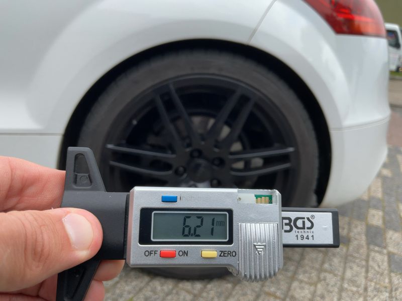 Audi TT 1.8 TFSI Coupe 2012 – снимка 5