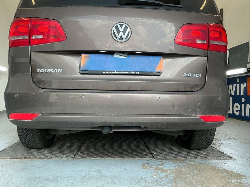 Volkswagen Touran 2.0 TDI Highline BlueMotion Tech 2012 – снимка 42