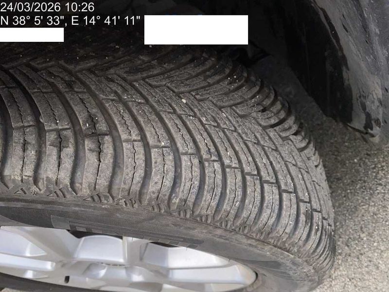 Jeep Renegade 1.3 T4 4xe Plug-in Hybrid 80th Anniversary 2022 – снимка 17