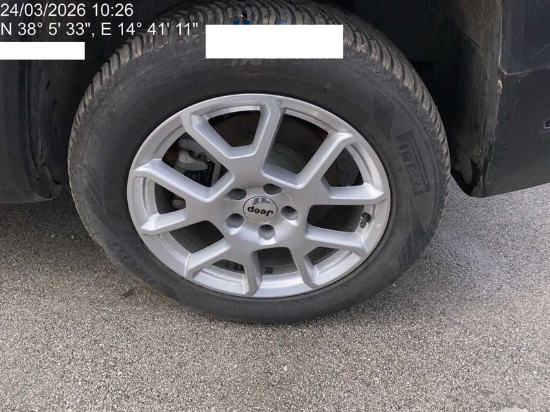 Jeep Renegade 1.3 T4 4xe Plug-in Hybrid 80th Anniversary 2022 – снимка 15