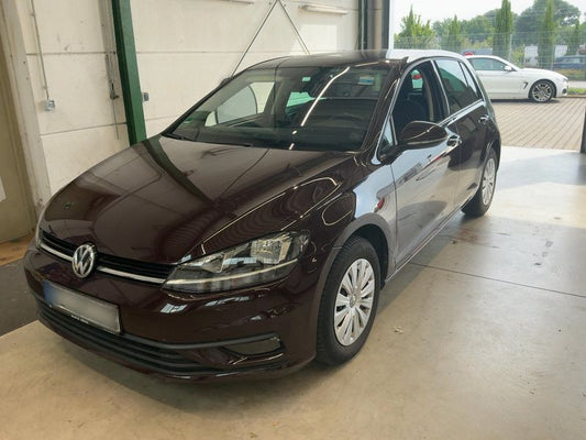 Volkswagen Golf VII 1.0 TSI Trendline BlueMotion Tech 2017 – снимка 1