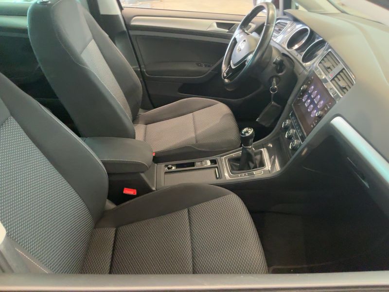 Volkswagen Golf VII 1.0 TSI Trendline BlueMotion Tech 2017 – снимка 16
