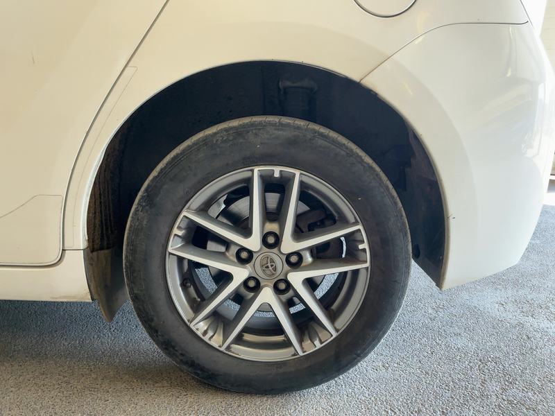 Toyota Verso 1.6 D-4D Feel! 2015 – снимка на щета