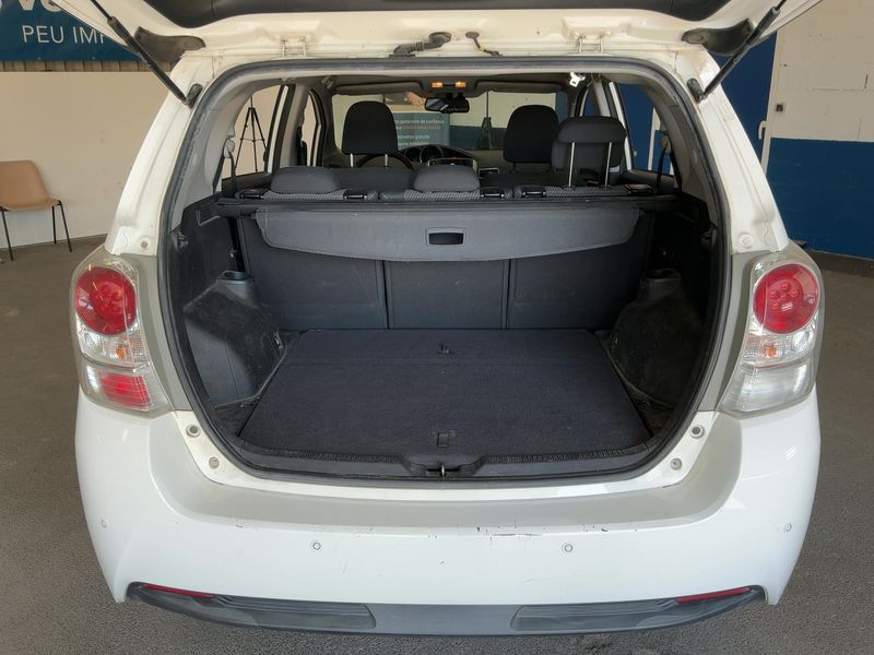 Toyota Verso 1.6 D-4D Feel! 2015 – снимка 10