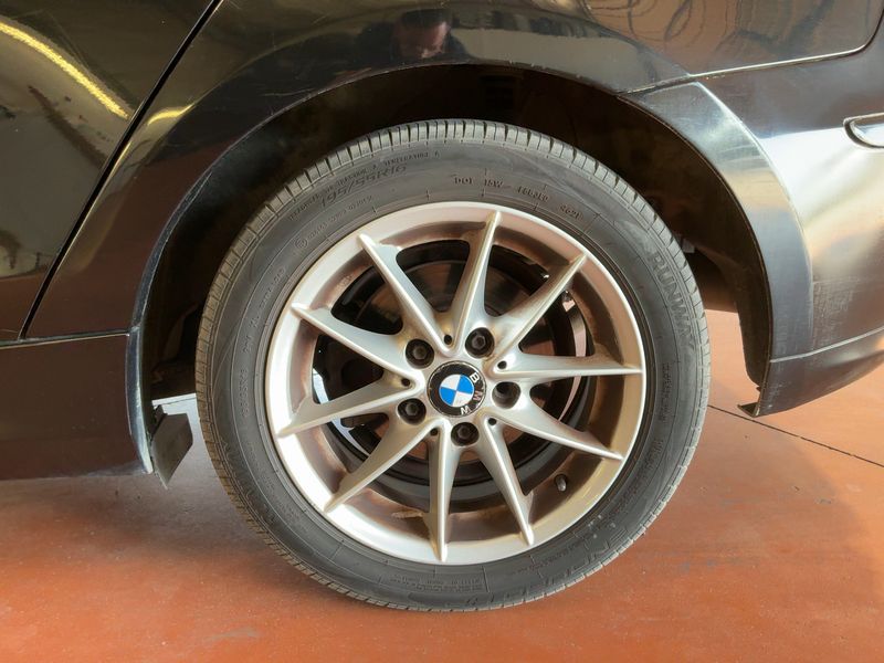 BMW 1er 116d Edition 2011 – снимка 18