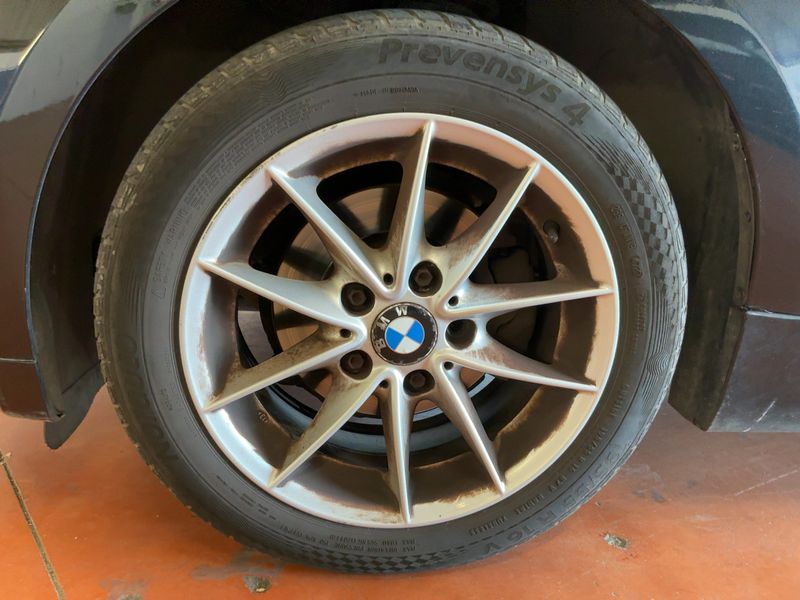 BMW 1er 116d Edition 2011 – снимка на щета