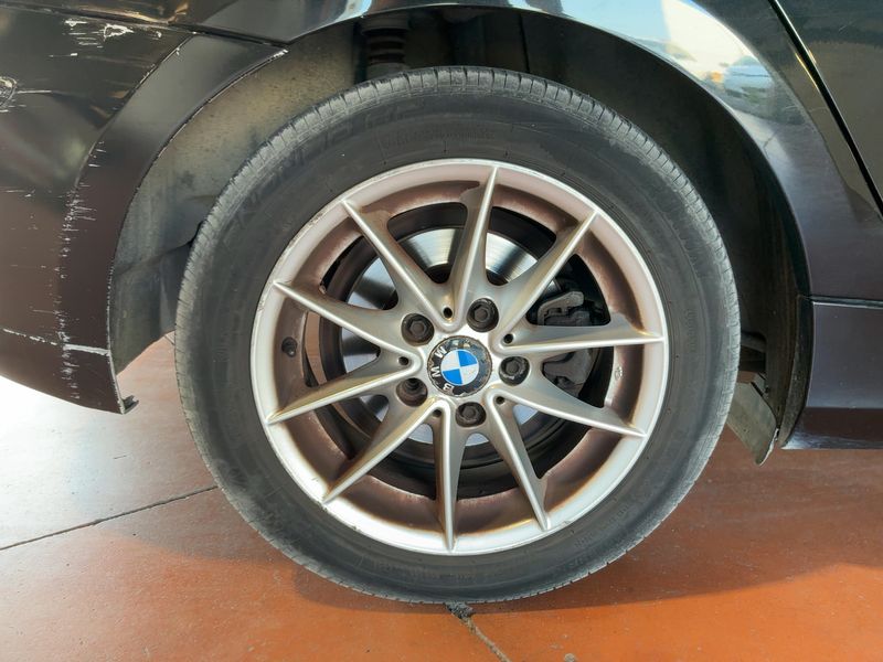 BMW 1er 116d Edition 2011 – снимка на щета