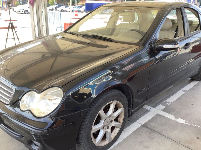 Mercedes-Benz C-Klasse C 230 Kompressor Classic 2004 – снимка 2
