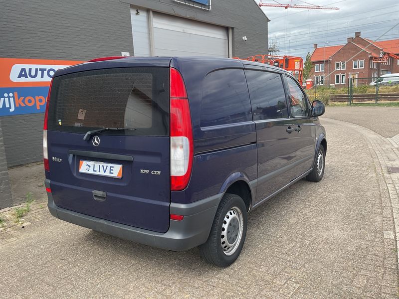 Mercedes-Benz Vito 109 CDI kompakt 2005 – снимка 2