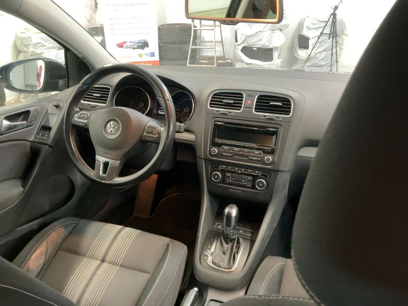 Volkswagen Golf VI 2.0 TDI Match 2012 – снимка 12