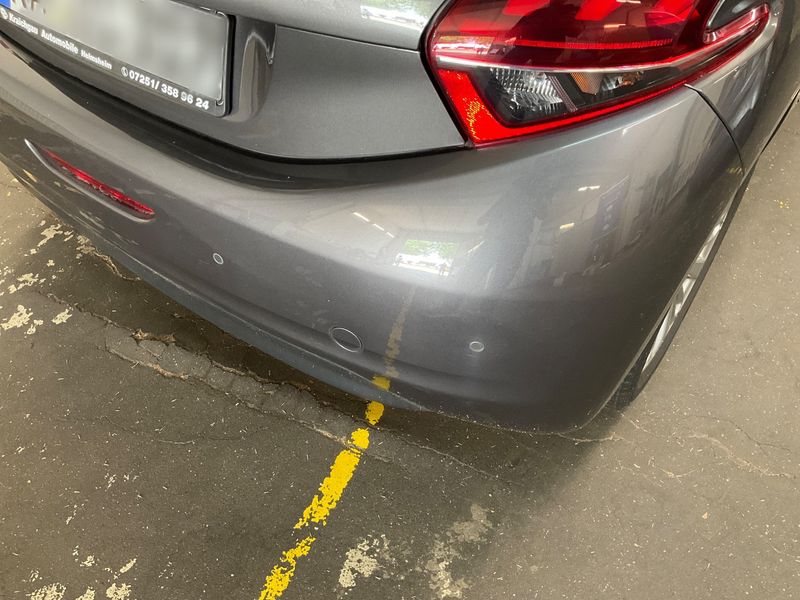 Peugeot 208 1.2 e-VTi Allure 2019 – снимка 32