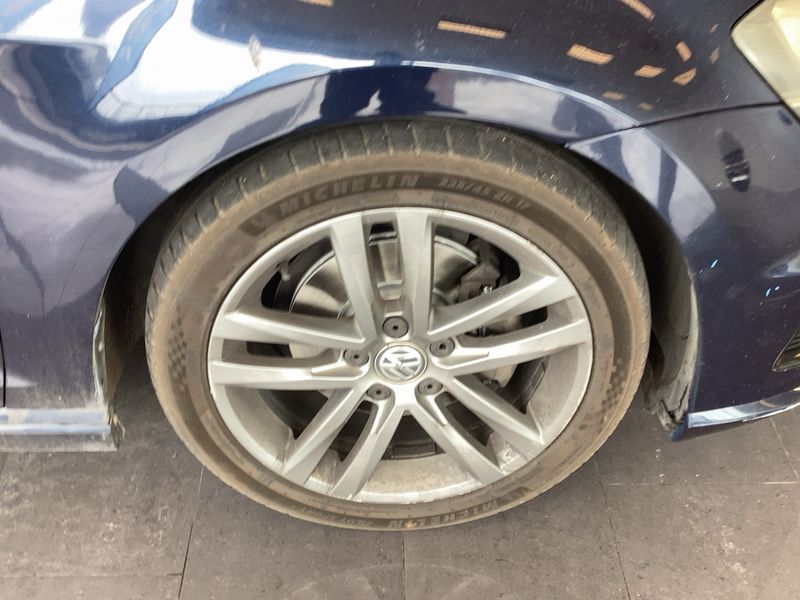 Volkswagen Golf VII 2.0 TDI Sport by R-Line BlueMotion Tech 2014 – снимка 11