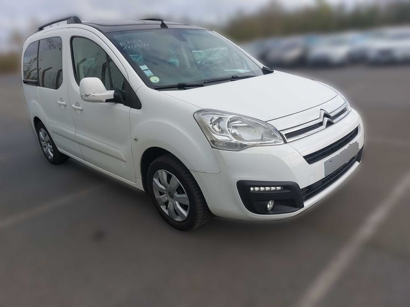 Citroen Berlingo 1.6 Blue-HDi Shine 2018 – снимка на щета 6