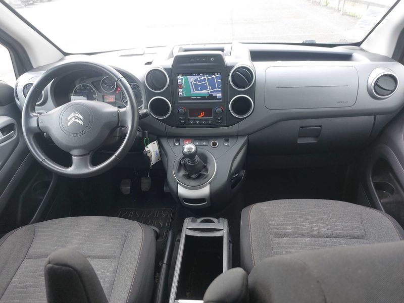 Citroen Berlingo 1.6 Blue-HDi Shine 2018 – снимка 11