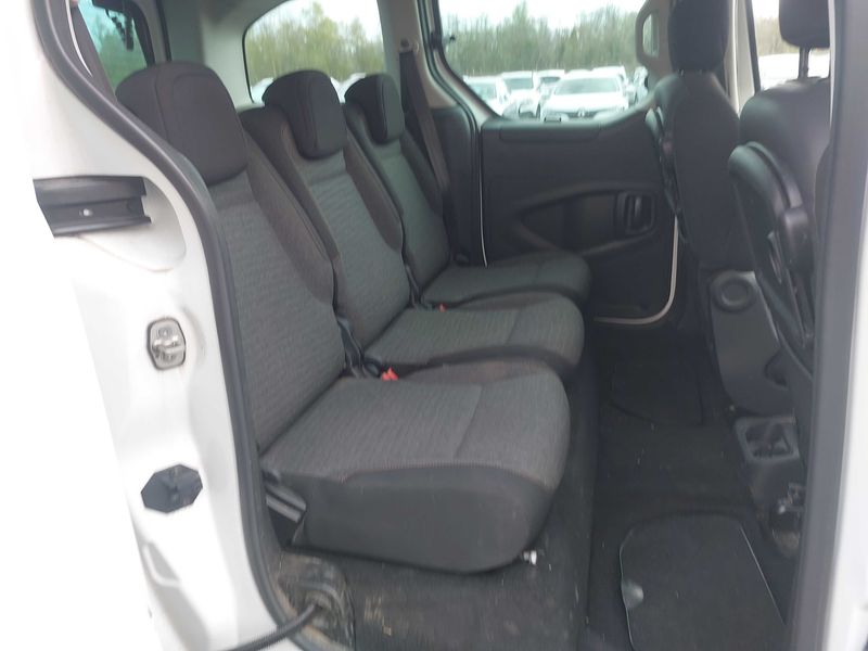 Citroen Berlingo 1.6 Blue-HDi Shine 2018 – снимка 14