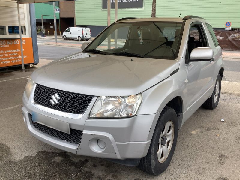 Suzuki Grand Vitara 1.6 JX-E 3 türig 2012 – снимка 1