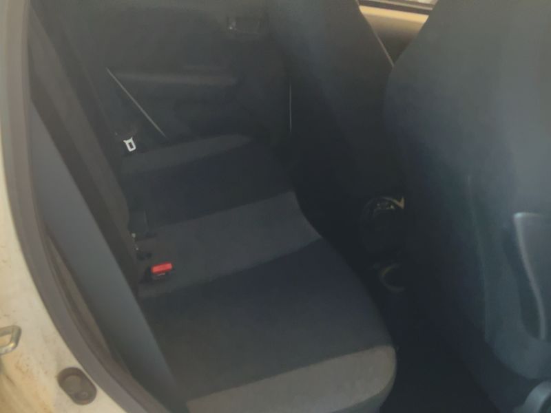 Citroen C1 1.2 VTi Shine 2015 – снимка 19