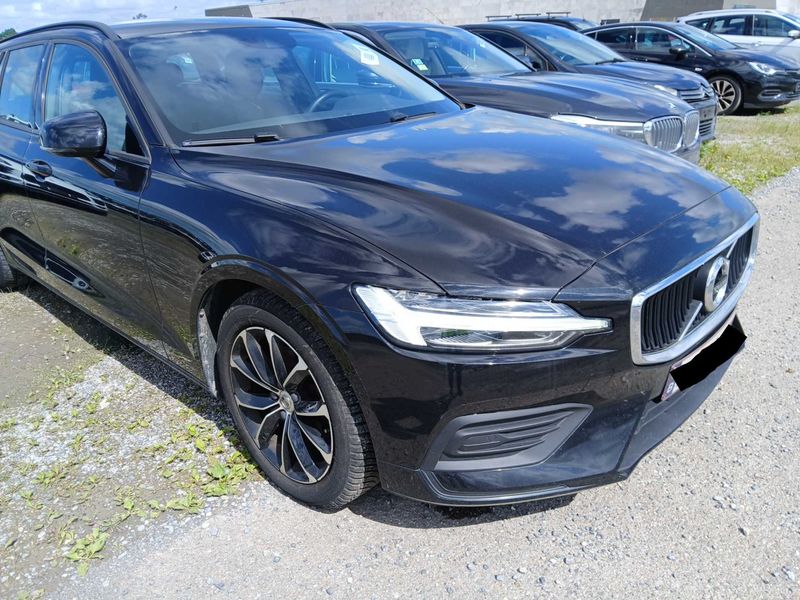 Volvo V60 2.0 D3 Momentum 2018 – снимка 6