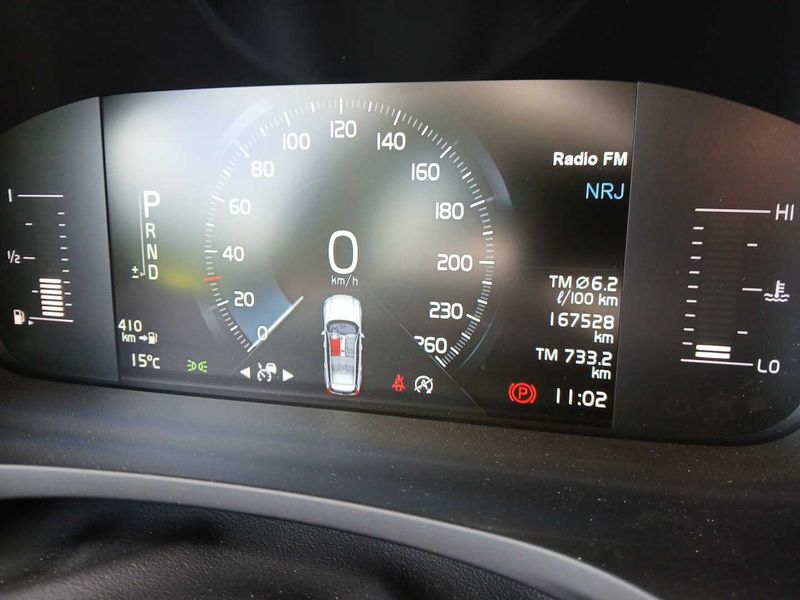 Volvo V60 2.0 D3 Momentum 2018 – снимка 17