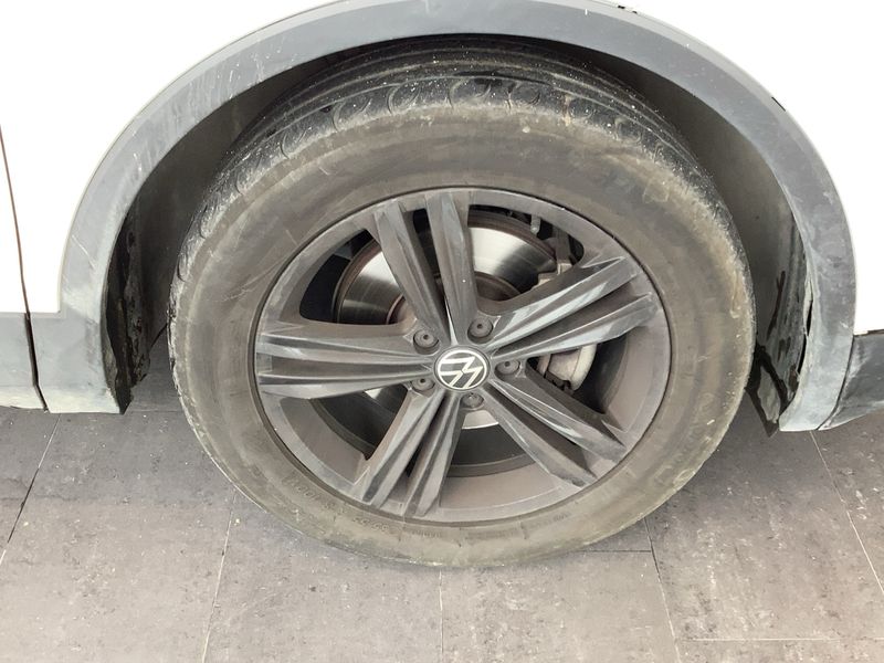 Volkswagen Tiguan 1.5 TSI ACT Urban Sport 2022 – снимка 11