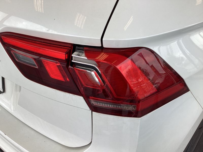 Volkswagen Tiguan 1.5 TSI ACT Urban Sport 2022 – снимка 27