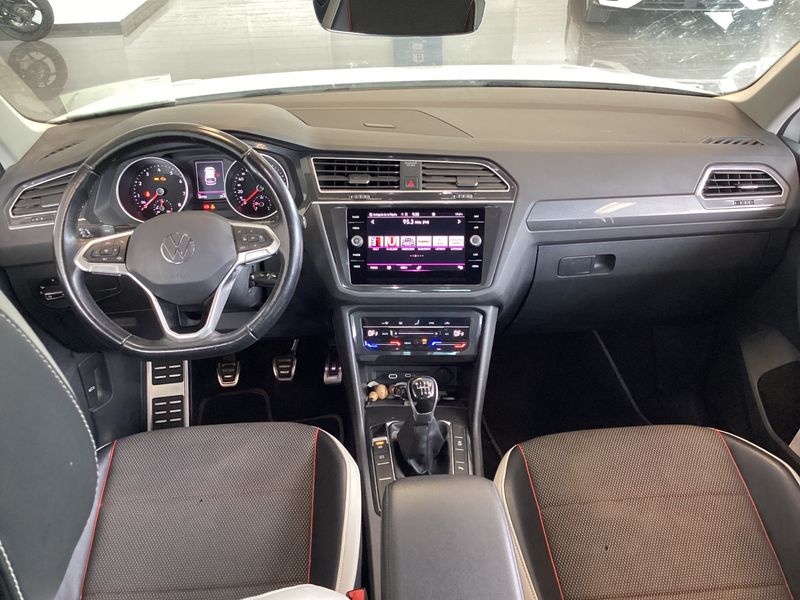 Volkswagen Tiguan 1.5 TSI ACT Urban Sport 2022 – снимка 17