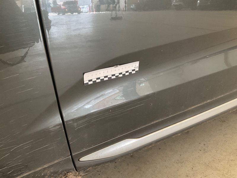 Volvo XC60 2.0 D4 Inscription Luxe AWD 2019 – снимка 22