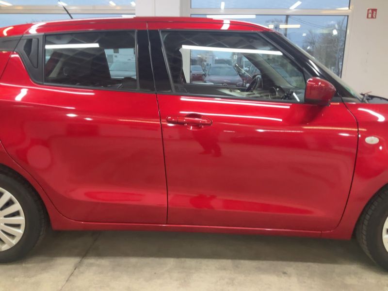 Suzuki Swift 1.2 DualJet Mild-Hybrid Club 2021 – снимка 10
